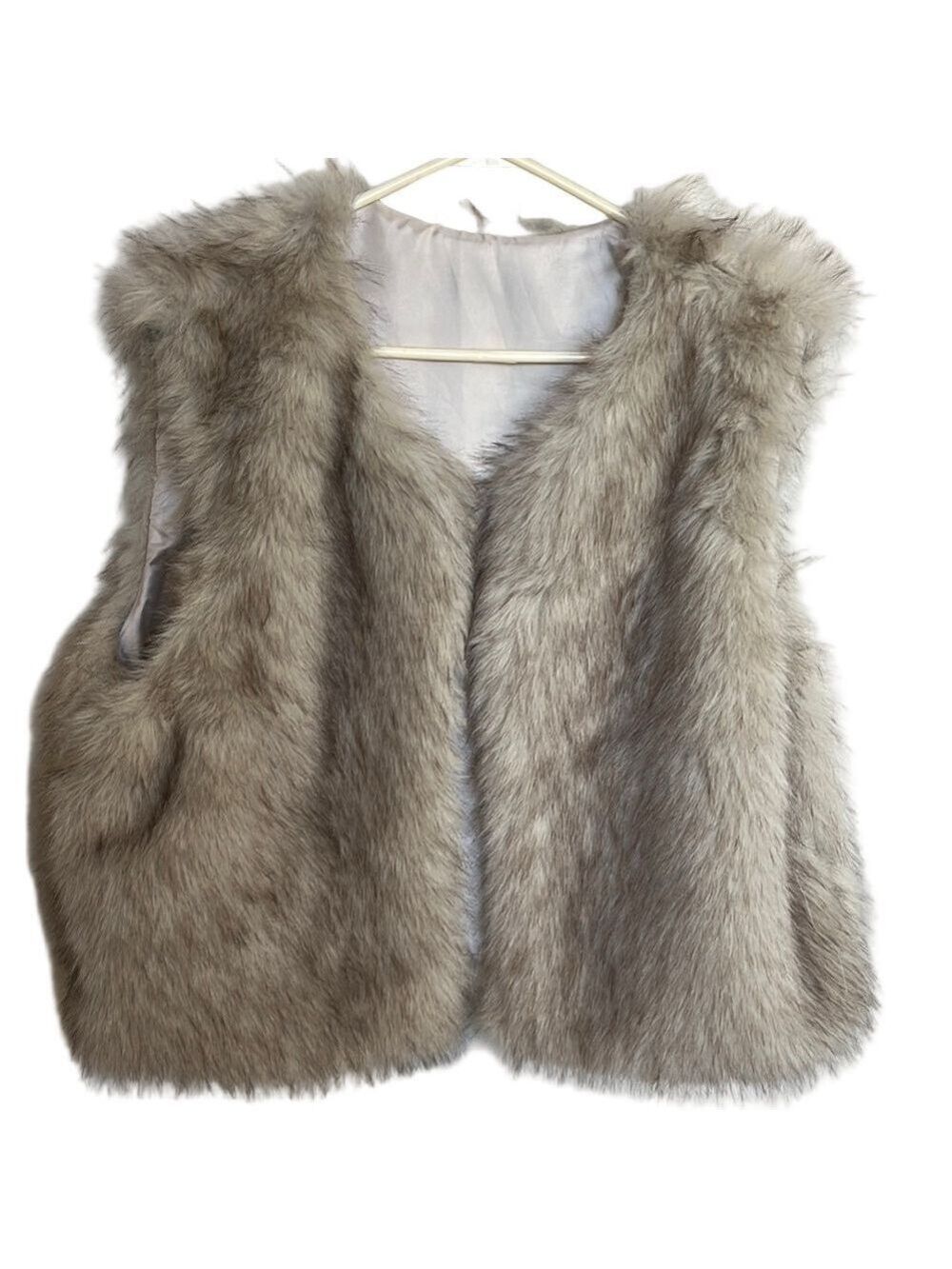 NWOT Faux Fur Vest in Gray